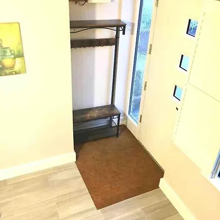 Ferienhaus Shangri-la Large Family Townhouse Free Carpark *