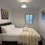 Ferienhaus Shangri-la Large Family Townhouse Free Carpark Killarney