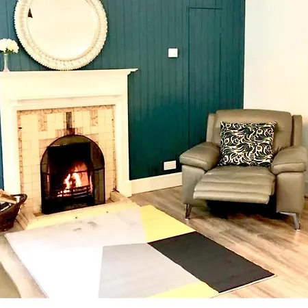 Shangri - La Spacious Family Townhouse * Killarney